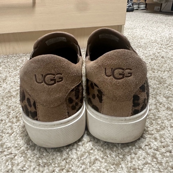UGG calf hair leopard loafers - Picture 2 of 6